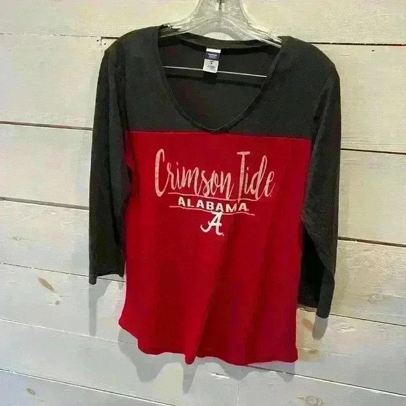 Alabama Crimson Tide collegiate women’s vneck pullover shirt, sleepwear, GUC med - Picture 1 of 5